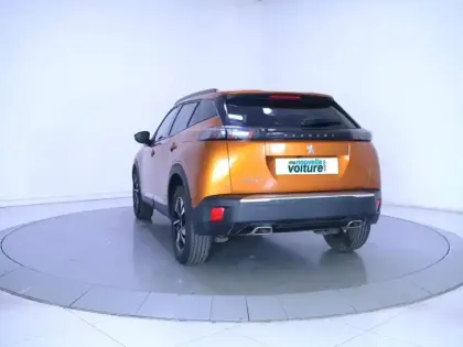 Photo 28 Peugeot 2008  PureTech 130 S&S BVM6