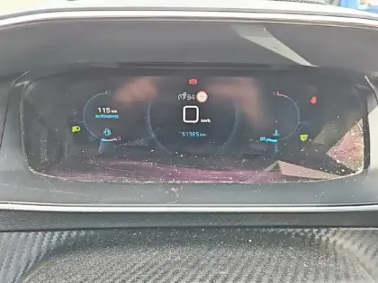 Photo 9 Peugeot 2008  PureTech 130 S&S BVM6