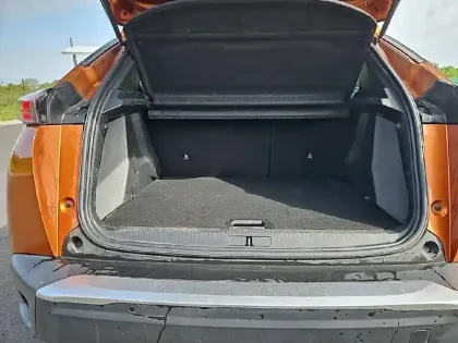 Photo 5 Peugeot 2008  PureTech 130 S&S BVM6