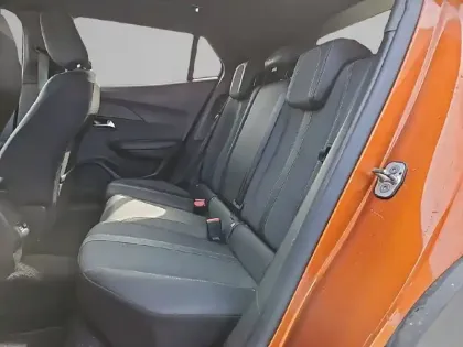 Photo 11 Peugeot 2008  PureTech 130 S&S BVM6