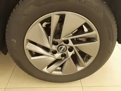 Photo 34 Nissan Qashqai  Mild Hybrid 140 ch