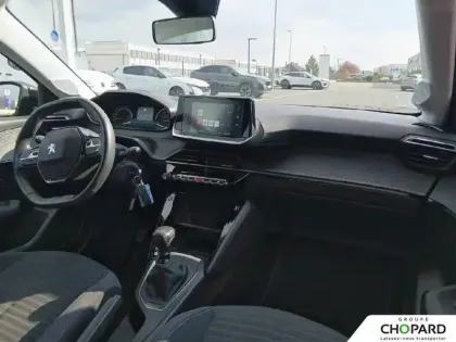 Photo 12 Peugeot 208  PureTech 100 S&S BVM6