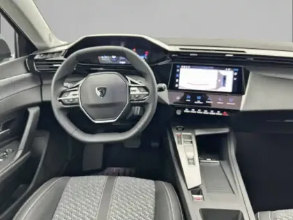 Photo 7 Peugeot 308  SW Hybrid 145 e-DCS6