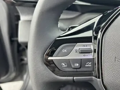 Photo 50 Peugeot 308  SW Hybrid 145 e-DCS6