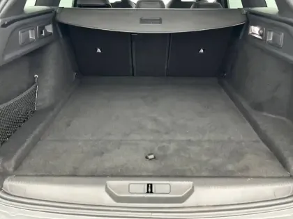 Photo 65 Peugeot 308  SW Hybrid 145 e-DCS6