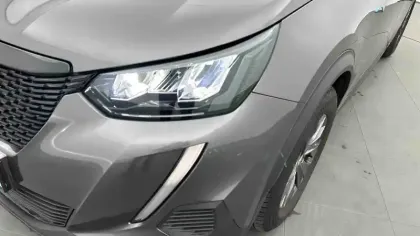 Photo 22 Peugeot 2008  PureTech 100 S&S BVM6