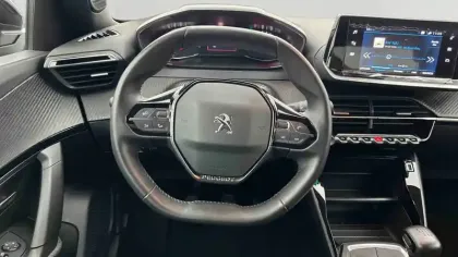 Photo 11 Peugeot 2008  PureTech 100 S&S BVM6