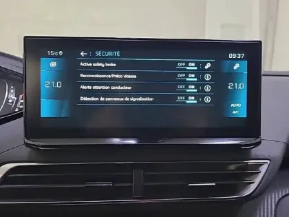 Photo 46 Peugeot 3008  BlueHDi 130ch S&S EAT8
