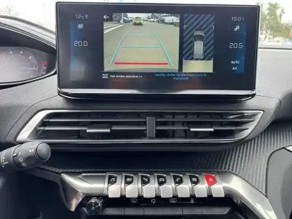 Photo 18 Peugeot 3008  BlueHDi 130ch S&S EAT8