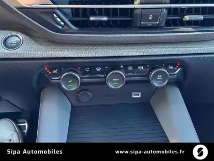 Photo 18 Citroën C5  X Hybride Rechargeable 225 S&S e-EAT8