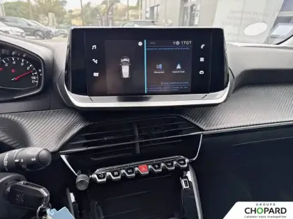 Photo 12 Peugeot 208  PureTech 100 S&S BVM6