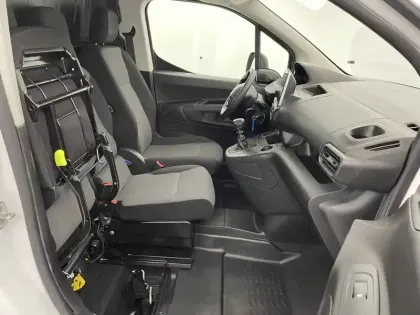 Photo 23 Peugeot Partner  FOURGON M 650 KG BLUEHDI 100 S&S BVM6