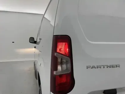 Photo 26 Peugeot Partner  FOURGON M 650 KG BLUEHDI 100 S&S BVM6