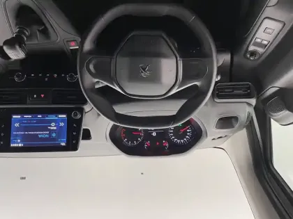 Photo 21 Peugeot Partner  FOURGON M 650 KG BLUEHDI 100 S&S BVM6