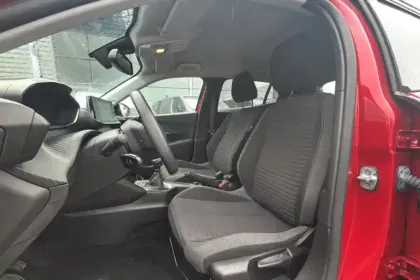 Photo 47 Peugeot 2008  PureTech 130 S&S BVM6