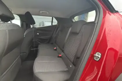 Photo 48 Peugeot 2008  PureTech 130 S&S BVM6