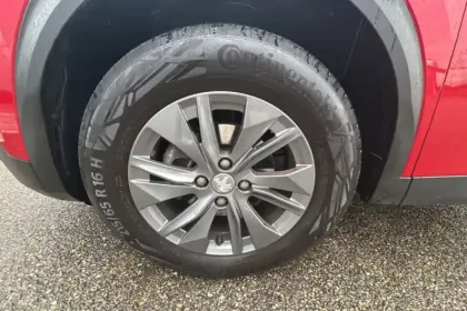 Photo 77 Peugeot 2008  PureTech 130 S&S BVM6