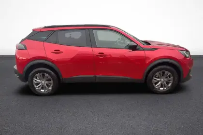 Photo 33 Peugeot 2008  PureTech 130 S&S BVM6