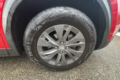 Photo 53 Peugeot 2008  PureTech 130 S&S BVM6