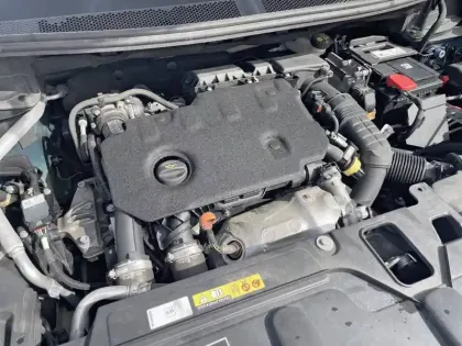 Photo 41 Peugeot 5008  BlueHDi 130ch S&S EAT8