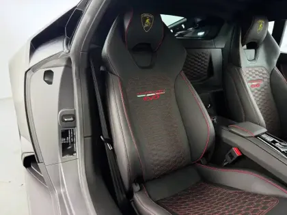 Photo 16 Lamborghini Huracan  Evo 5.2 V10 640 4WD LDF7