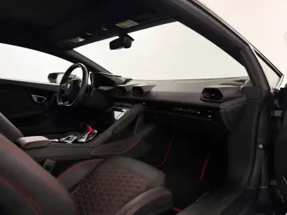 Photo 15 Lamborghini Huracan  Evo 5.2 V10 640 4WD LDF7