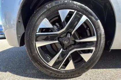 Photo 13 Peugeot 208 Gén. II Ph2 Allure 5