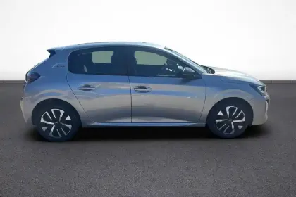 Photo 58 Peugeot 208  100 S&S BVM6