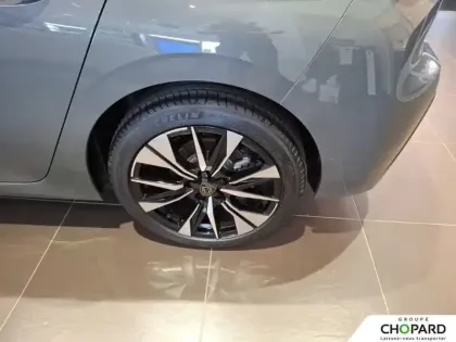 Photo 10 Peugeot 308  Hybrid 145 e-DCS6