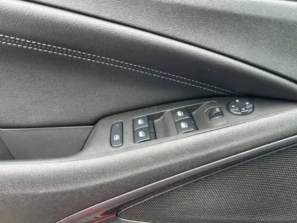 Photo 14 Opel Crossland  1.2 Turbo 110 ch BVM6