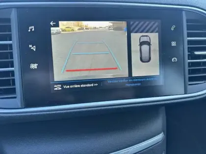 Photo 20 Peugeot 308  BlueHDi 130ch S&S EAT8