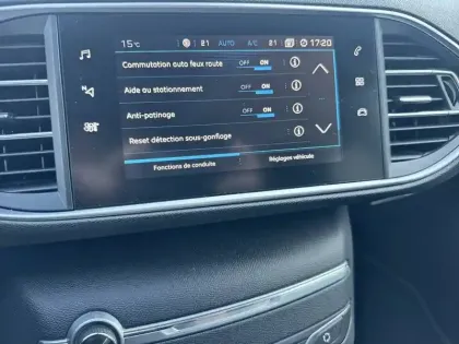 Photo 21 Peugeot 308  BlueHDi 130ch S&S EAT8