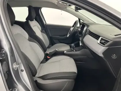 Photo 80 Renault Clio  E-Tech full hybrid 145 ch GSR2