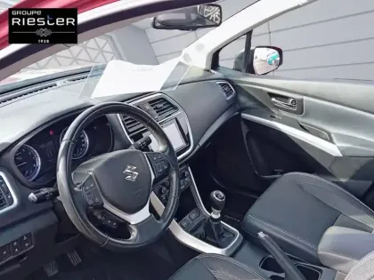 Photo 7 Suzuki Sx4 S-Cross 1.4 Boosterjet Allgrip Hybrid