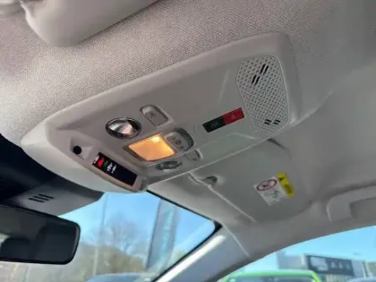 Photo 19 Citroën C4  Hybride 136 e-DCS6