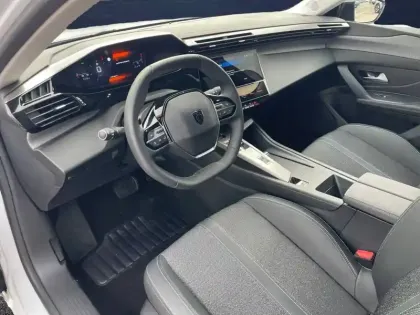 Photo 16 Peugeot 308  BlueHDi 130ch S&S EAT8