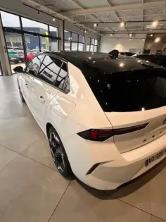 Photo 41 Opel Astra  Hybrid 225 ch BVA8