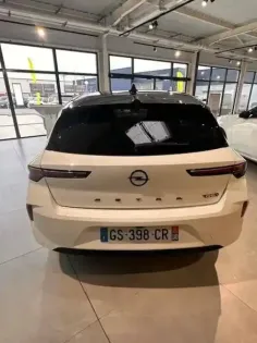 Photo 20 Opel Astra Gén. VI Ph1 GSe 5