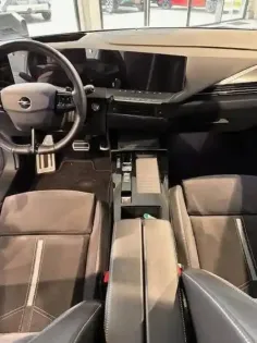 Photo 6 Opel Astra  Hybrid 225 ch BVA8