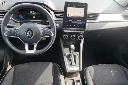 Photo 8 Renault Captur  E-Tech full hybrid 145