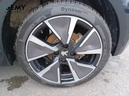 Photo 10 Peugeot 208  Electrique 50 kWh 136ch