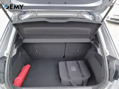 Photo 5 Peugeot 208  Electrique 50 kWh 136ch