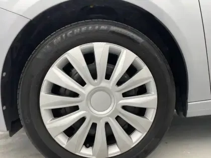 Photo 24 Peugeot 208  100 S&S BVM6