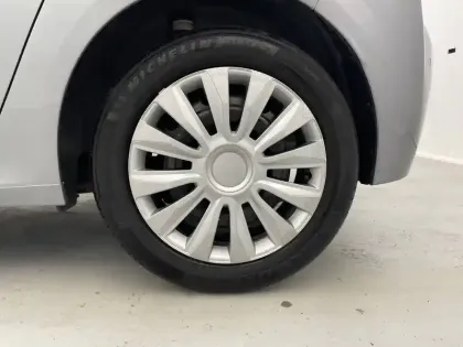 Photo 9 Peugeot 208  100 S&S BVM6