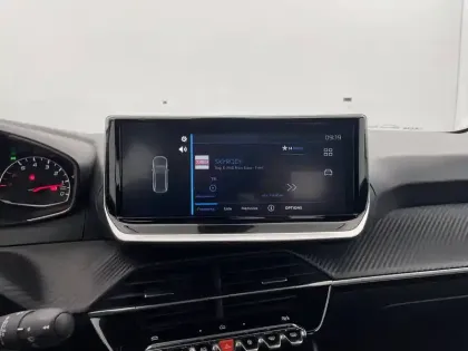 Photo 38 Peugeot 208  100 S&S BVM6