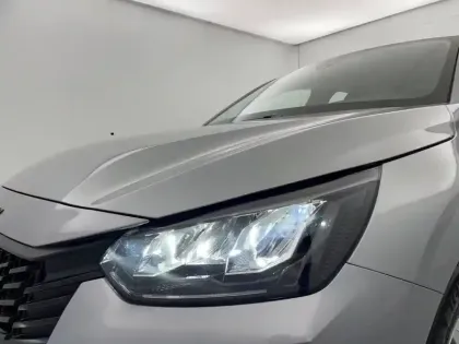 Photo 46 Peugeot 208  100 S&S BVM6