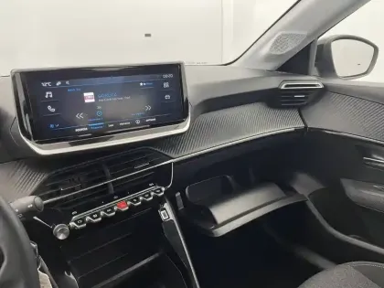 Photo 37 Peugeot 208  100 S&S BVM6