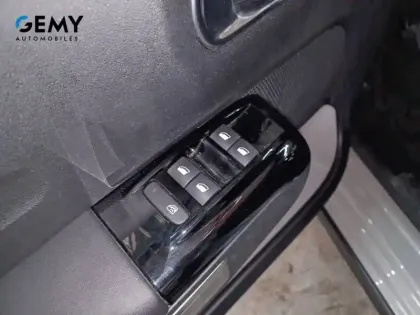 Photo 31 Citroën C3 Gén. III Ph2 Saint James 5