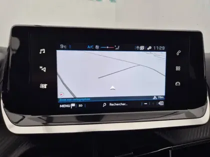 Photo 32 Peugeot 208  PureTech 75 S&S BVM5