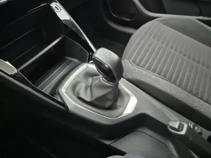 Photo 27 Peugeot 208  PureTech 75 S&S BVM5